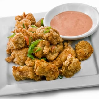 Crispy Chicken Bites ( Chicharroncitos SIN huesos)